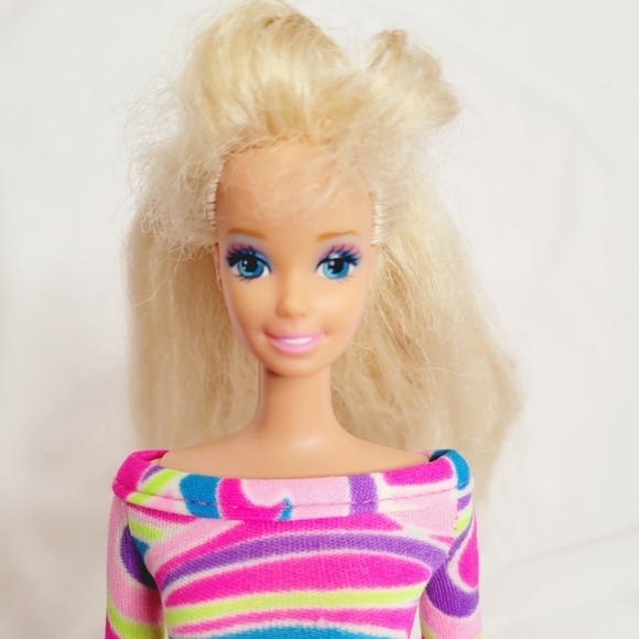 Vintage 1991 Totally Hair Blonde Barbie + Accessories *hair is cut* - Picture 7 of 15